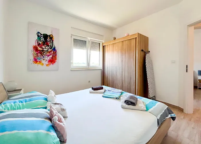 House Galileo - Mpolo *